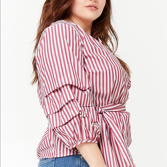 Pinstripe Top ❤️ - Picture 2 of 3